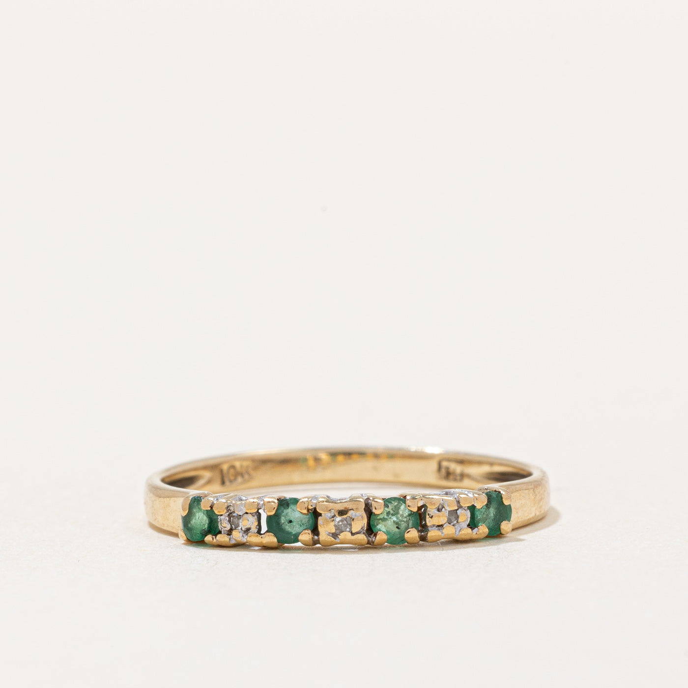 Emerald & Diamond Band | 0.06ctw, 0.01ctw | SZ 6 |