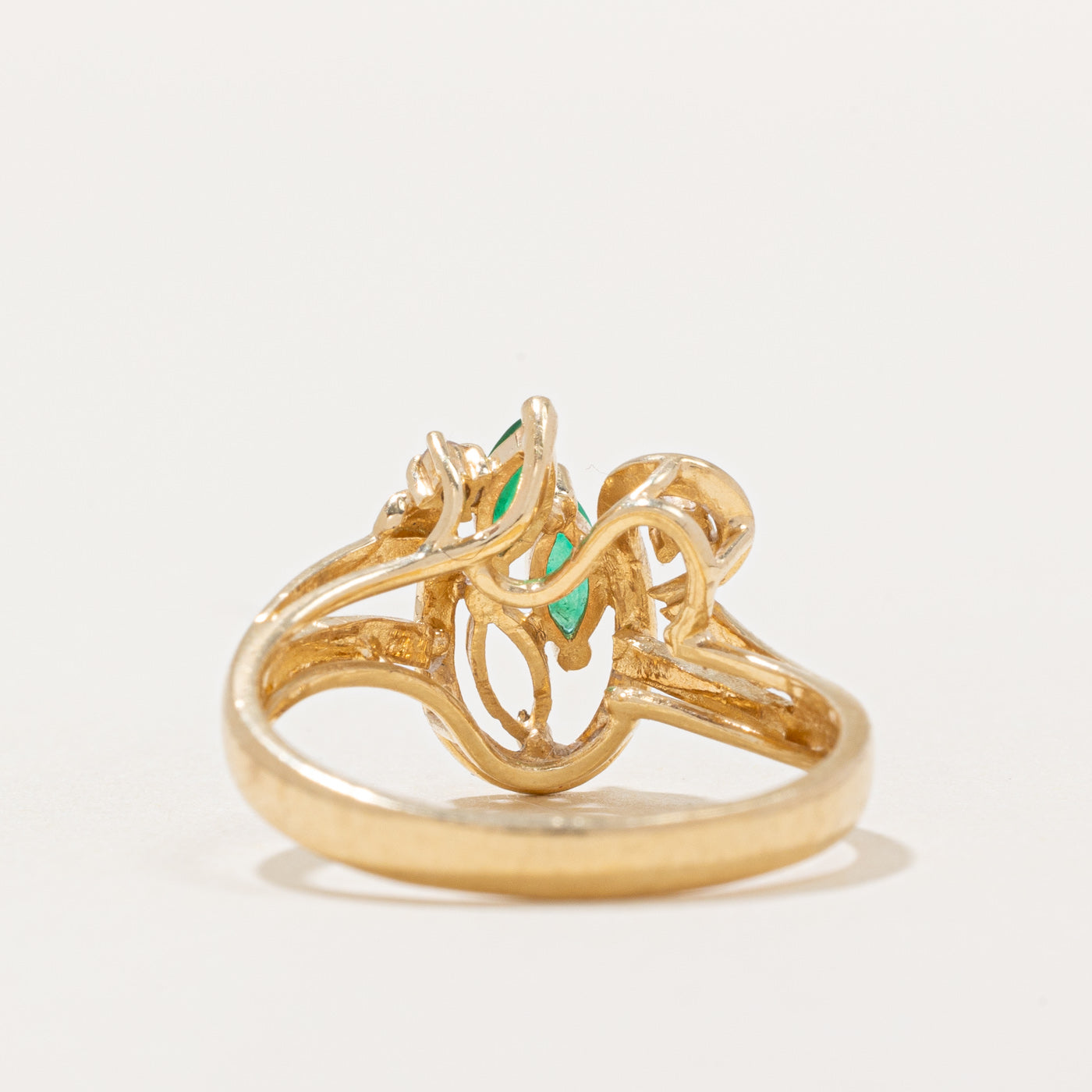 Emerald & Diamond Cocktail Ring | 0.14ctw, 0.01ctw | SZ 6.75 |