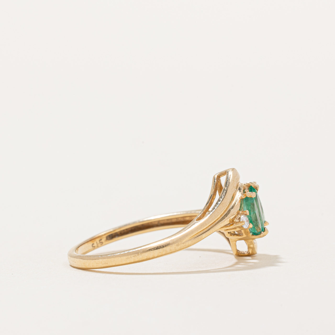Emerald & Diamond Bypass Ring | 0.26ctw, 0.025ctw | SZ 7.75 |