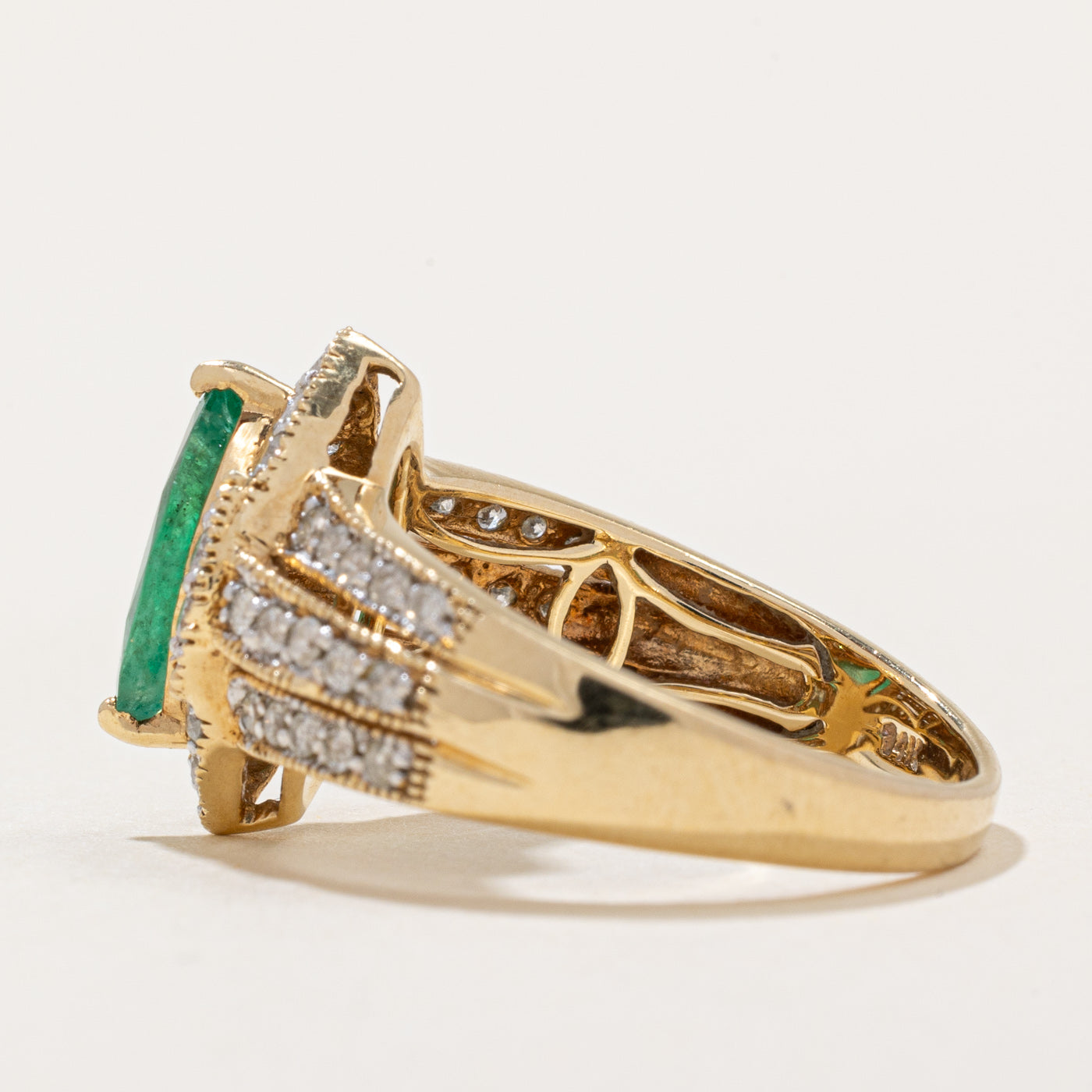 Emerald & Diamond Cocktail Ring | 0.65ct, 0.21ctw | SZ 7 |