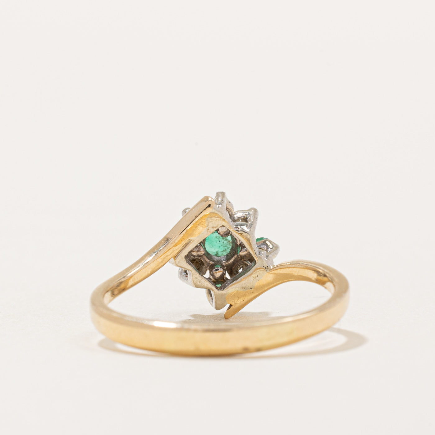 Emerald & Diamond Cocktail Ring | 0.16ctw, 0.10ctw | SZ 7.5 |