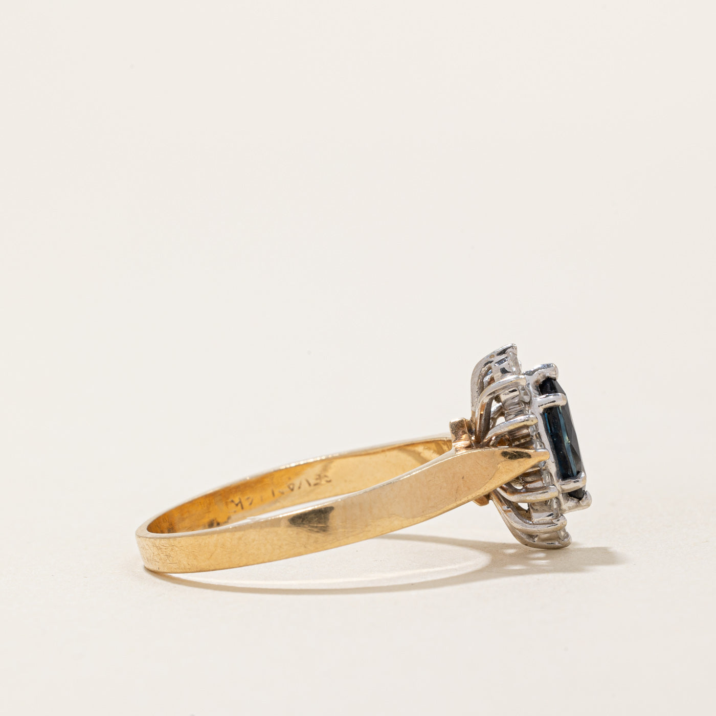 Sapphire & Diamond Halo Ring | 0.40ct, 0.26ctw | SZ 7.75 |