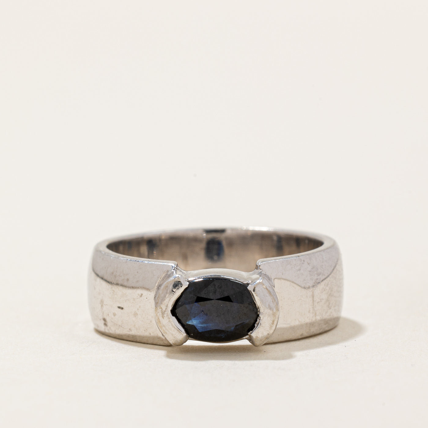 Semi Bezel Sapphire Ring | 0.85ct | SZ 6.75 |