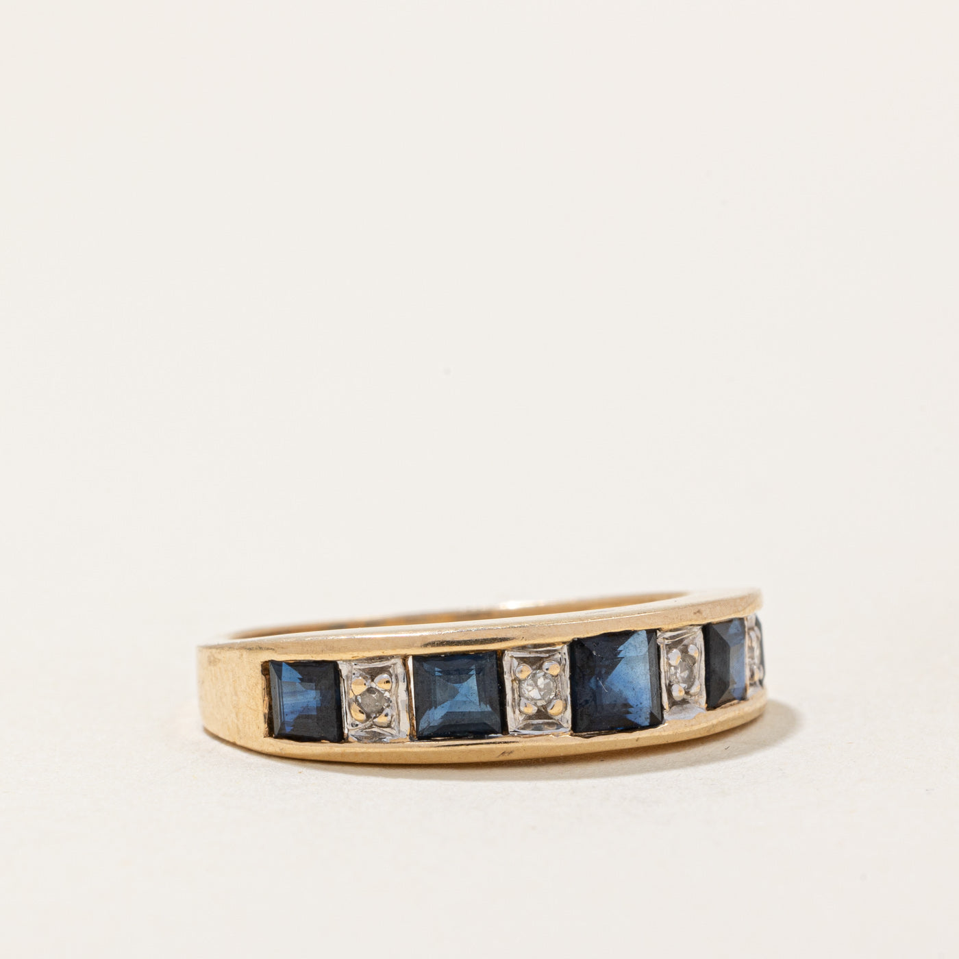 Sapphire & Diamond Ring | 0.84ctw, 0.02ctw | SZ 5.75 |