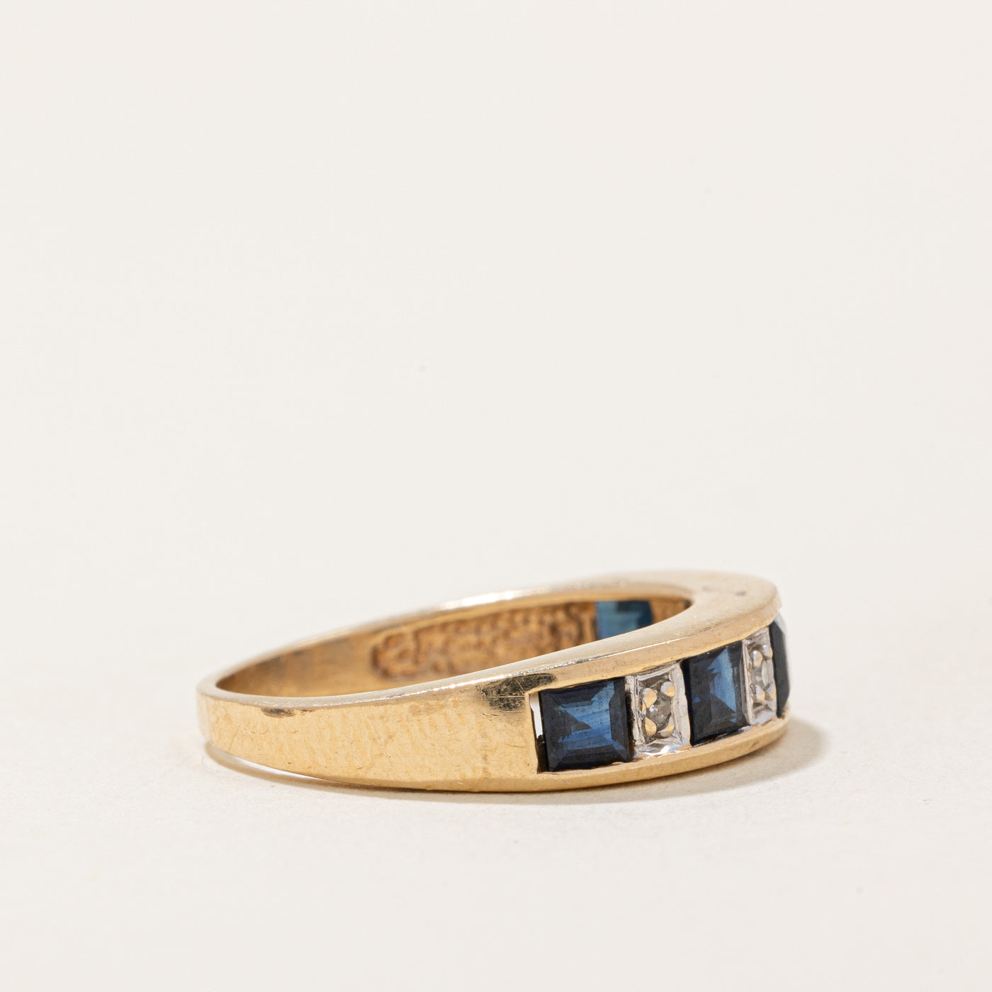Sapphire & Diamond Ring | 0.84ctw, 0.02ctw | SZ 5.75 |