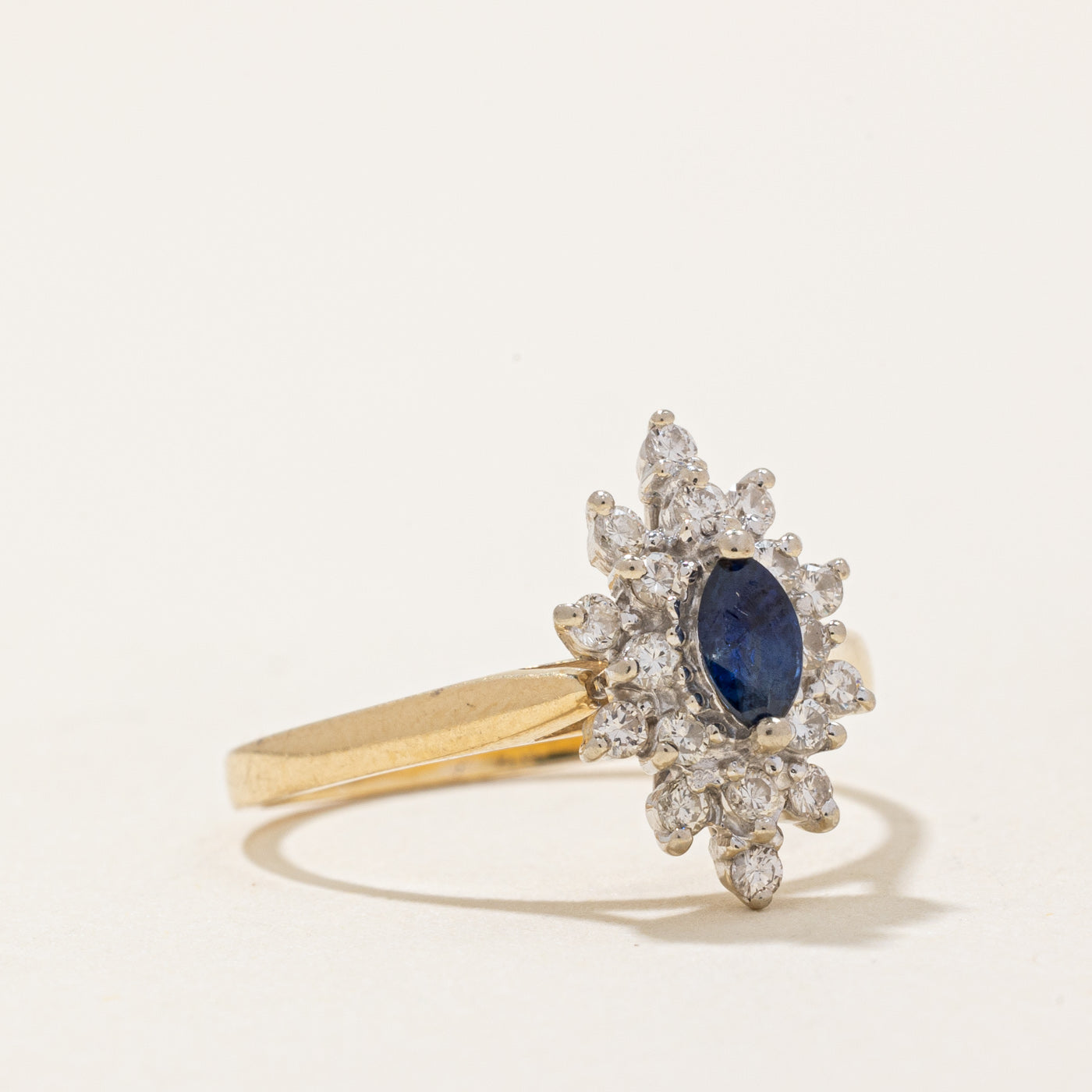 Diamond Halo & Sapphire Ring | 0.20ctw, 0.12ct | SZ 5.25 |