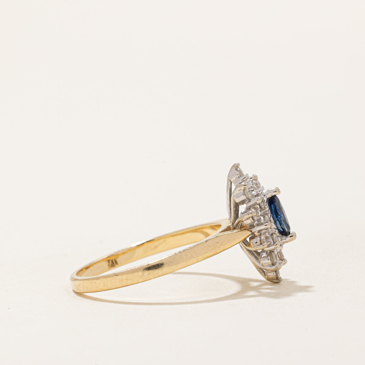 Diamond Halo & Sapphire Ring | 0.20ctw, 0.12ct | SZ 5.25 |
