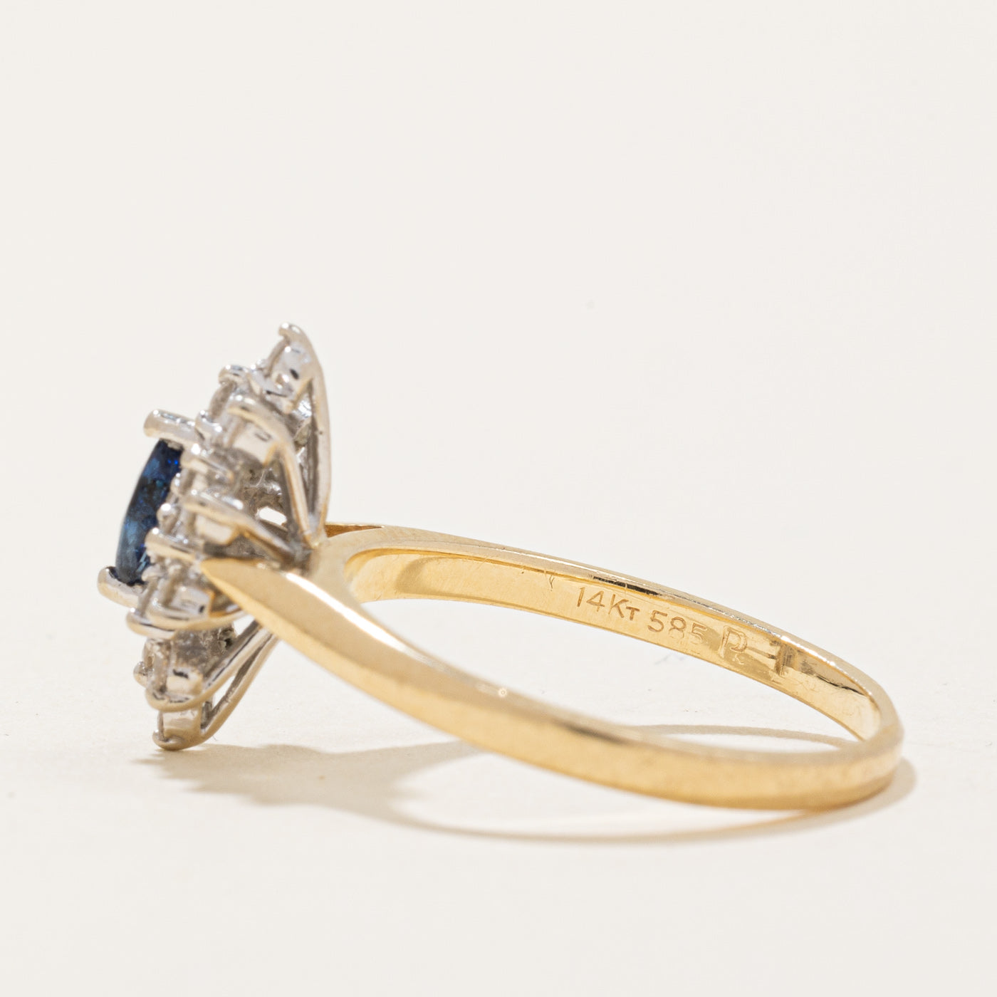 Diamond Halo & Sapphire Ring | 0.20ctw, 0.12ct | SZ 5.25 |
