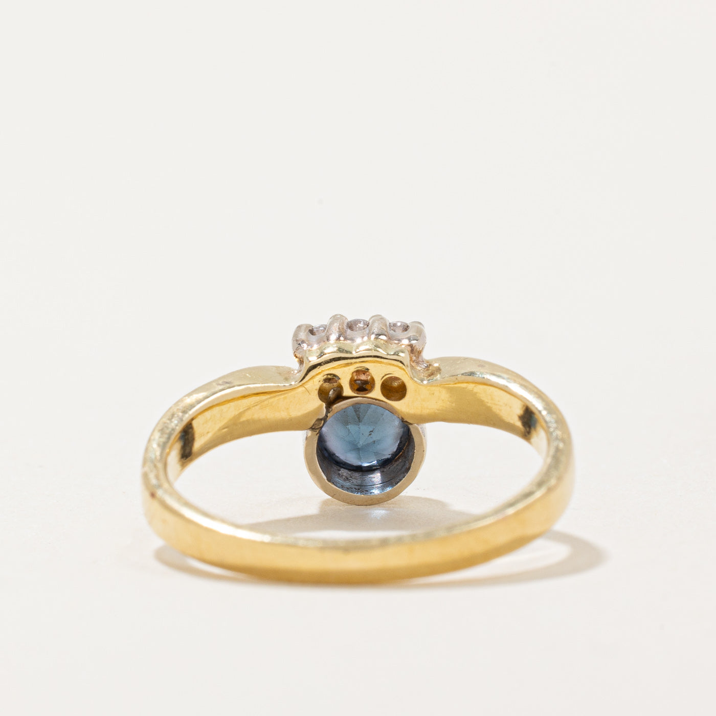 Spinel & Diamond Ring | 0.40ct, 0.045ctw | SZ 4.5 |