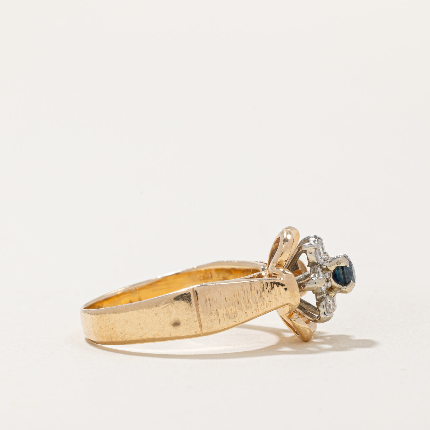 Sapphire & Diamond Flower Ring | 0.12ct, 0.10ctw | SZ 4 |