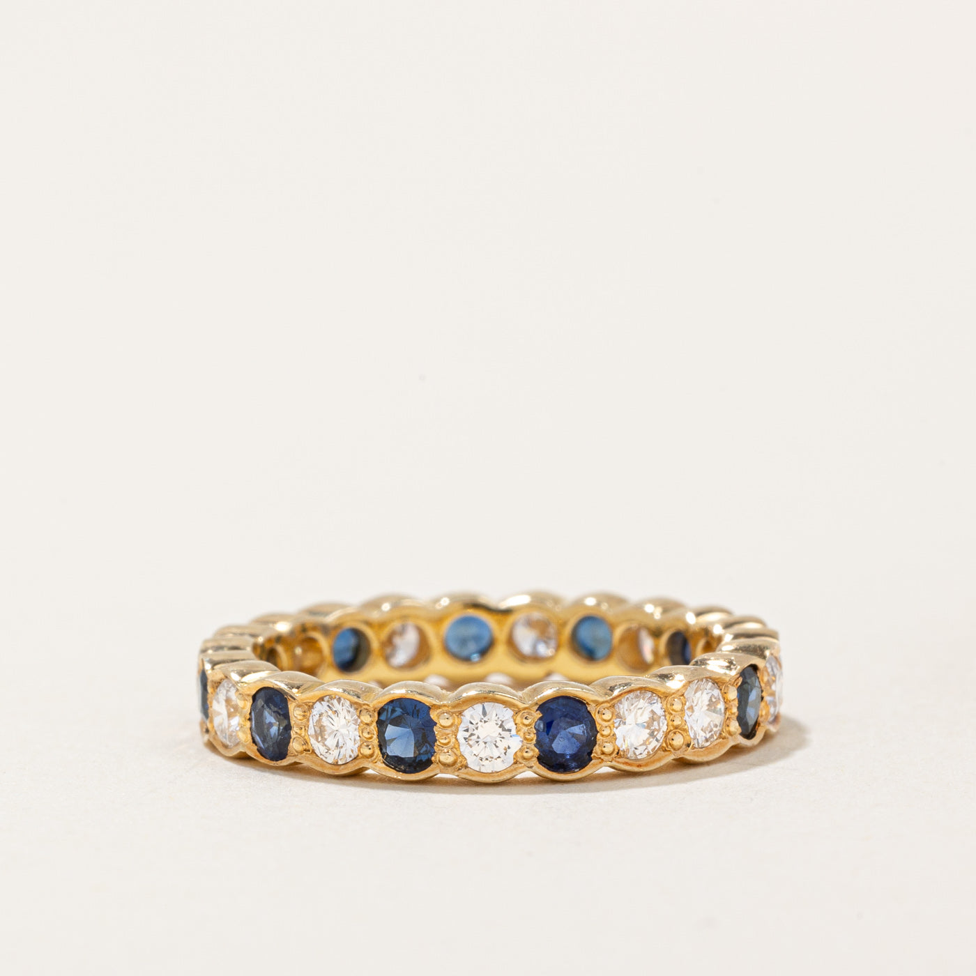 Bague d'éternité en diamants et saphirs | 0,60 ct, 0,55 ct | Taille 5 |