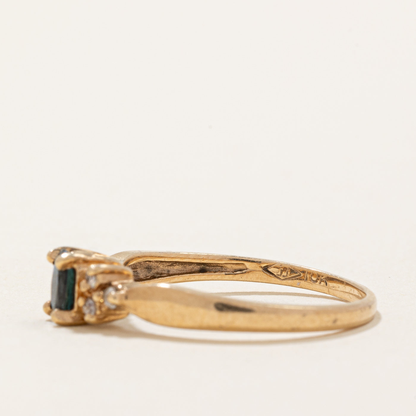 Sapphire & Diamond Ring | 0.30ct, 0.04ctw | SZ 6.25 |