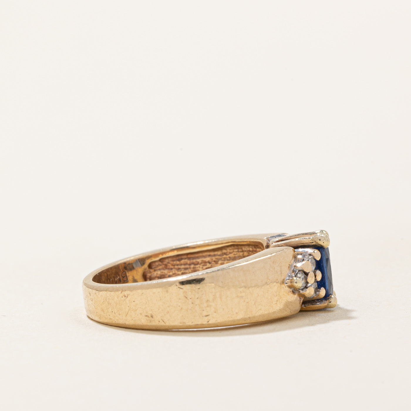 Sapphire & Diamond Ring | 0.48ct, 0.06ctw | SZ 4.25 |