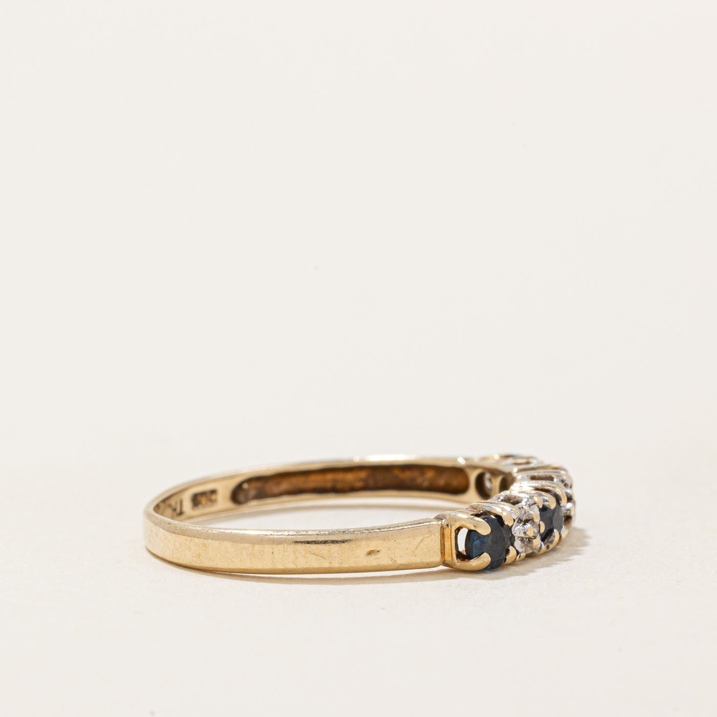 Sapphire & Diamond Ring | 0.20ctw, 0.01ctw | SZ 6.75 |