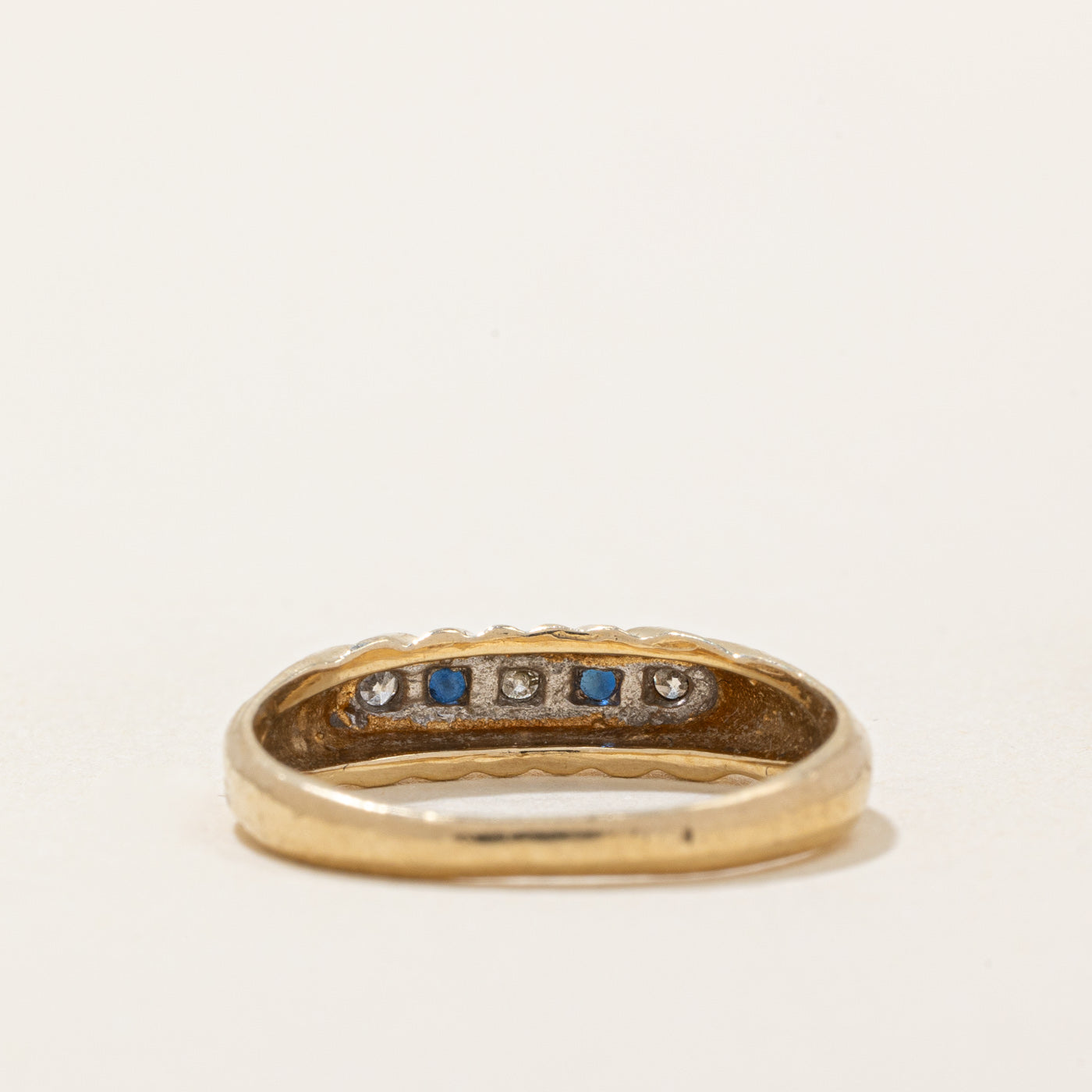 Bague saphir et diamants | 0,02 ct, 0,03 ct | Taille 5 |