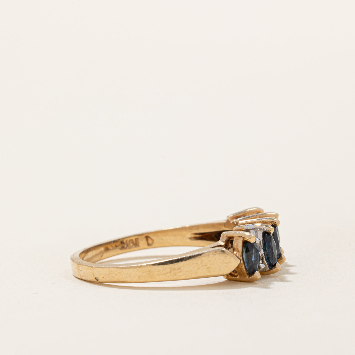 Sapphire & Diamond Ring | 0.50ctw, 0.04ctw | SZ 7.75 |
