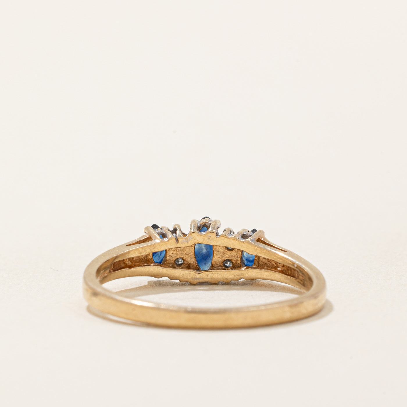 Sapphire & Diamond Ring | 0.25ctw, 0.02ctw | SZ 6.75 |