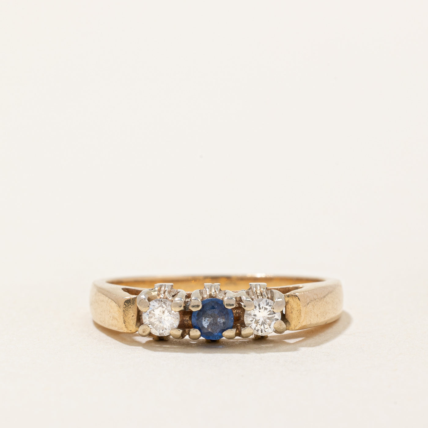 Sapphire & Diamond Ring | 0.13ct, 0.14ctw | SZ 6 |