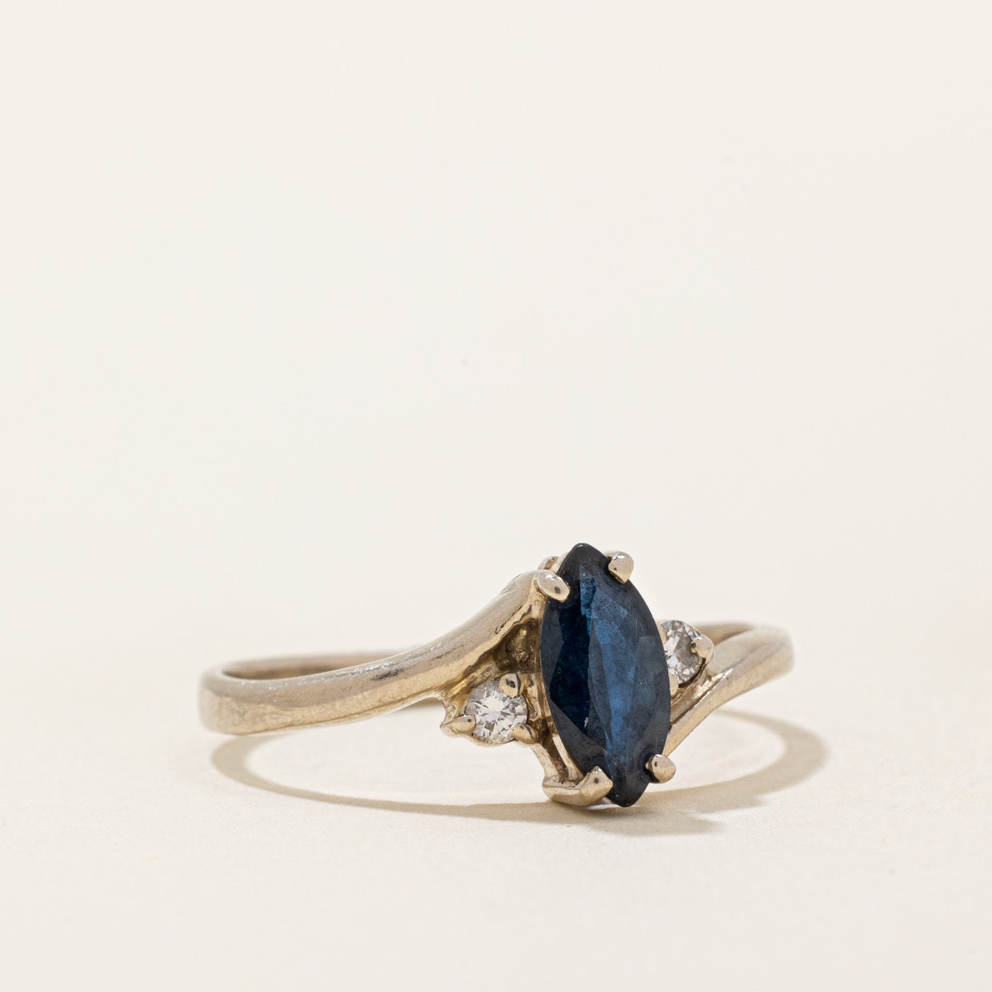 Sapphire & Diamond Ring | 0.56ct, 0.06ctw | SZ 7.75 |