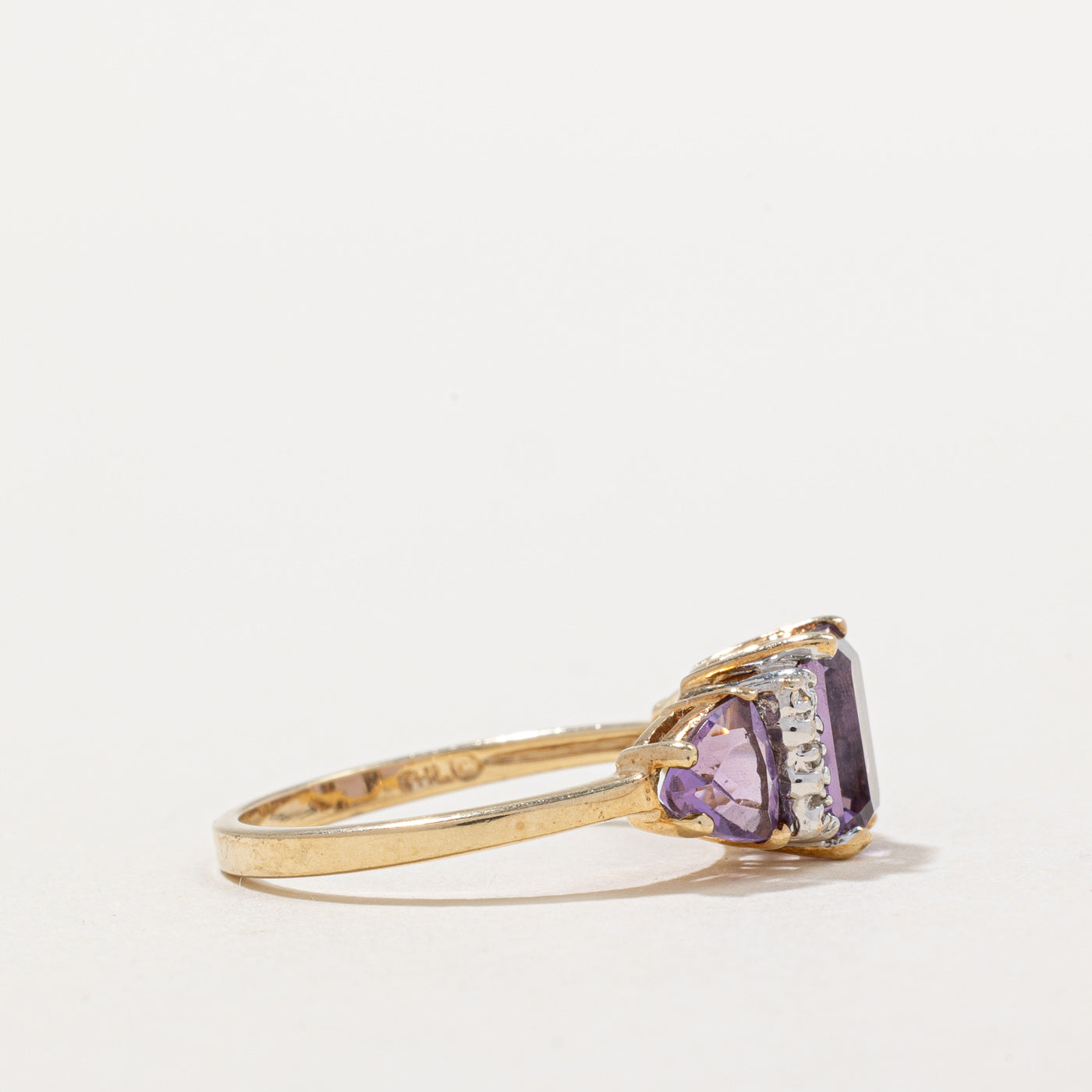 Bague cocktail améthyste et diamants | 2,00 ct, 0,02 ct | Taille 6,75 |