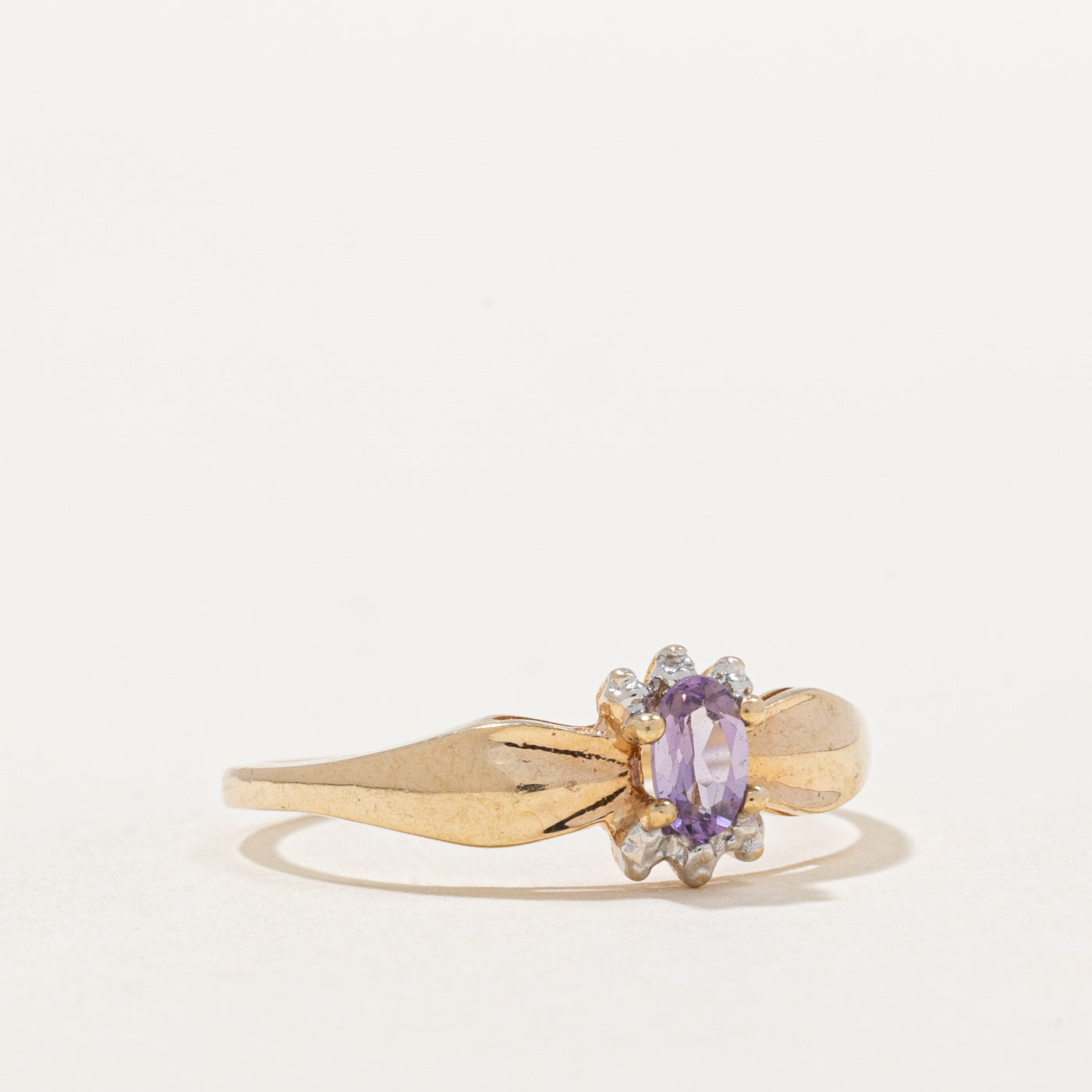 Bague en améthyste | 0,16 ct | Taille 7,75 |