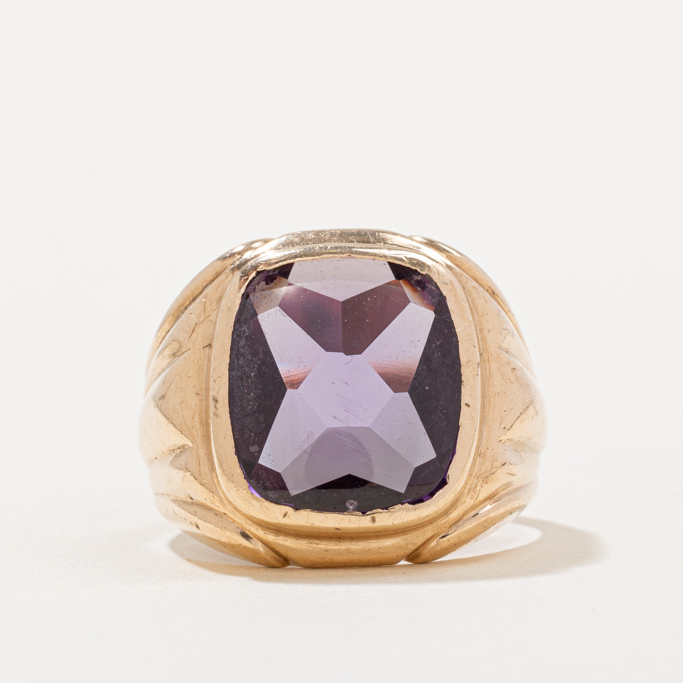 Saphir synthétique à changement de couleur | 10,90 ct | Taille 9,25 |