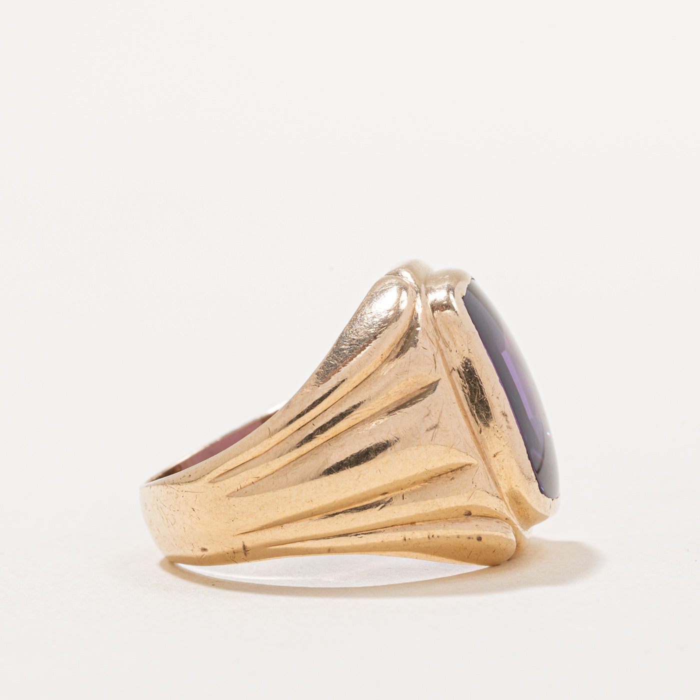 Saphir synthétique à changement de couleur | 10,90 ct | Taille 9,25 |