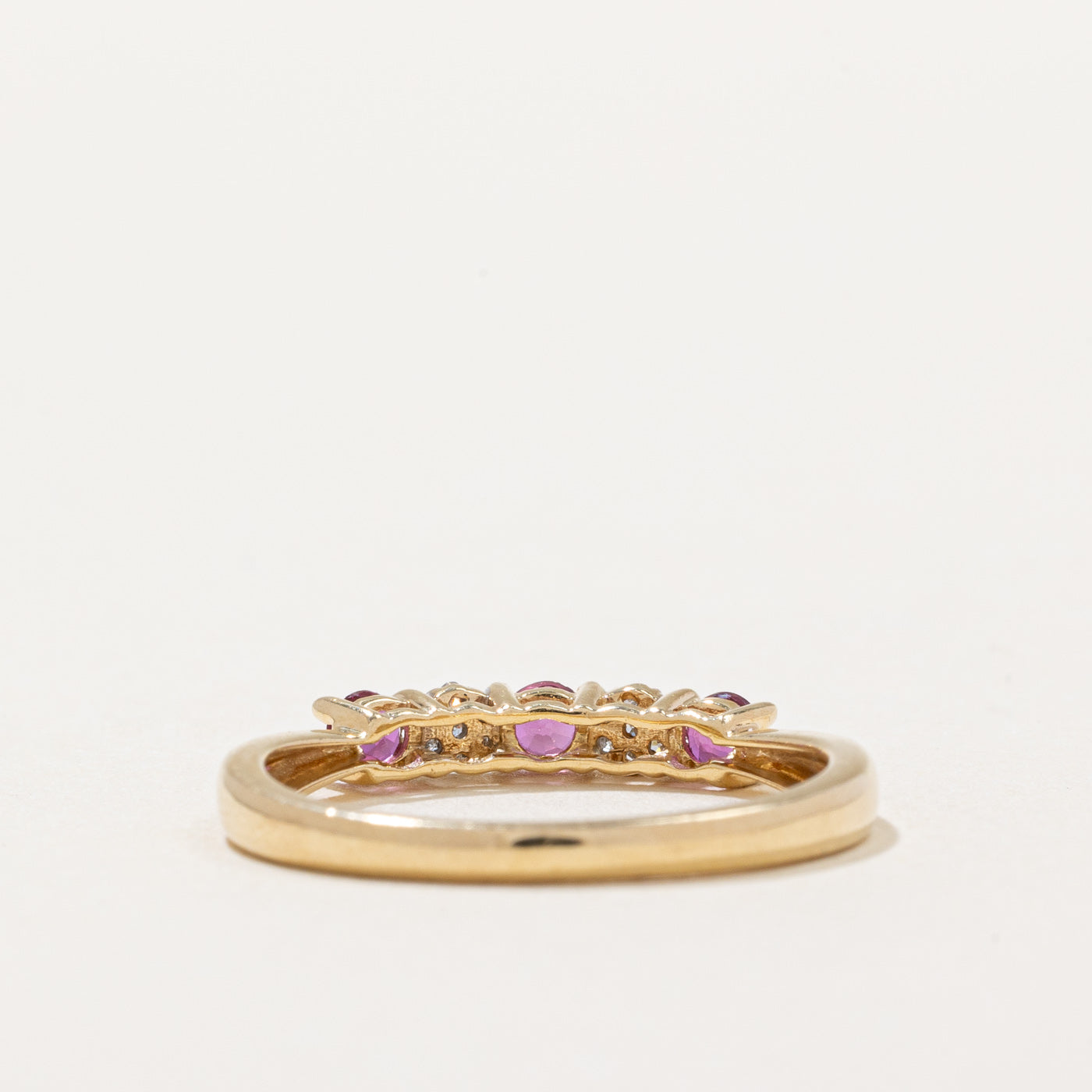 Bague rubis et diamants | 0,24 ct, 0,04 ct | Taille 7 |