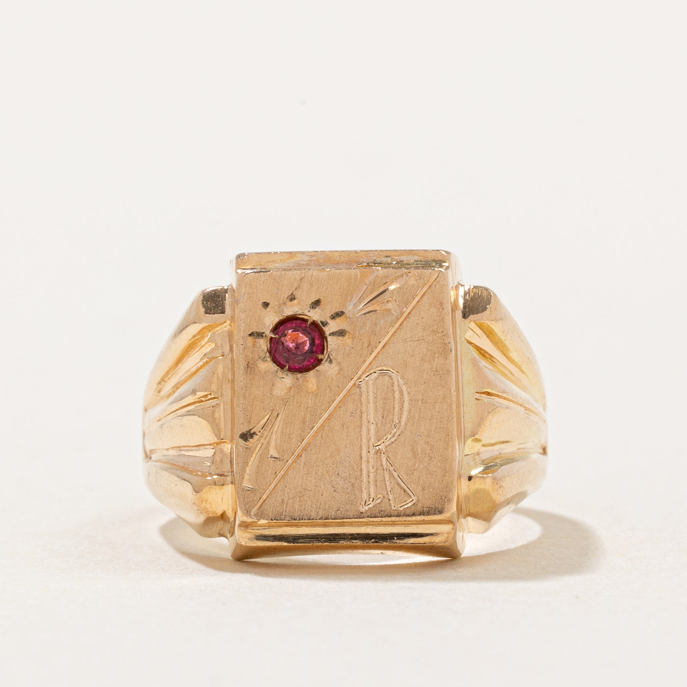 Red Glass 'R' Initial Signet Ring | SZ 3.75 |
