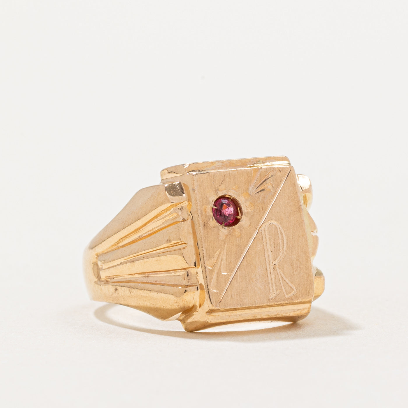 Red Glass 'R' Initial Signet Ring | SZ 3.75 |