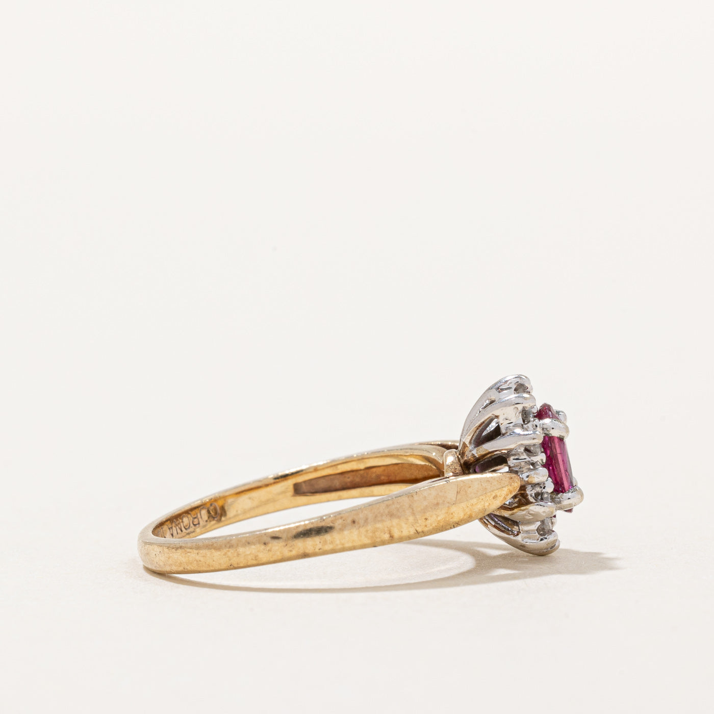 Bague halo rubis et diamants | 0,50 ct, 0,10 ct au total | Taille 6 |