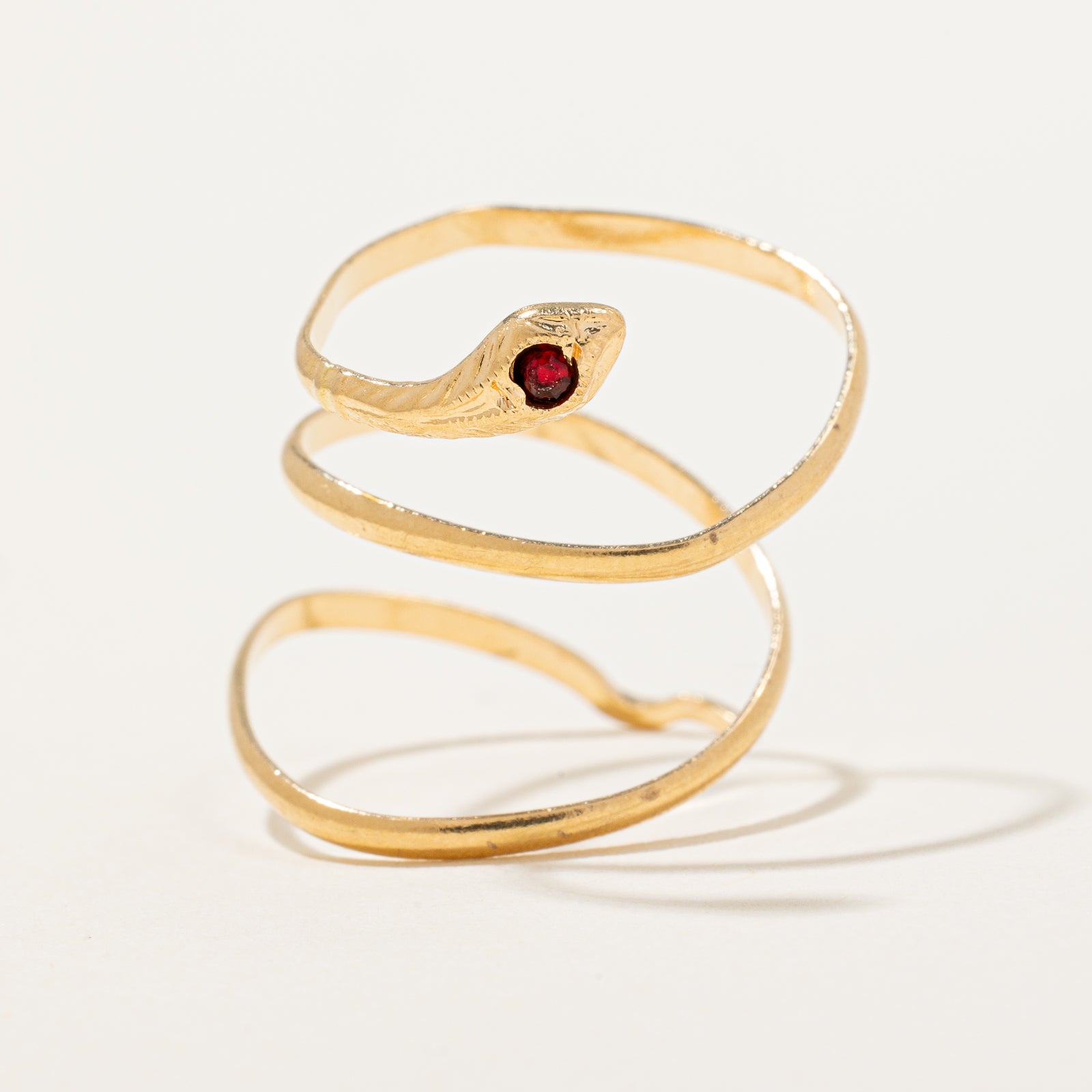 Bague serpent en verre rouge | 0,02 ct | Taille 4,5 |