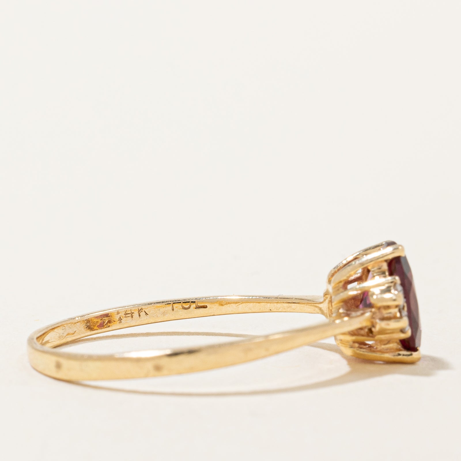 Bague Rhodolite Grenat & Diamant | 0,90 ct, 0,04 ct au total | Taille 6,25 |