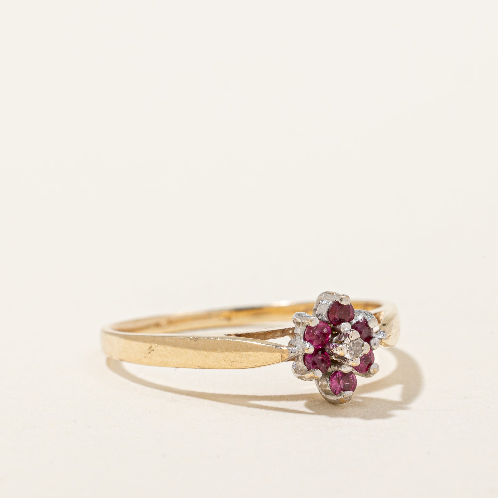 Ruby & Diamond Highset Flower Ring | 0.15ctw, 0.01ct | SZ 6.75 |
