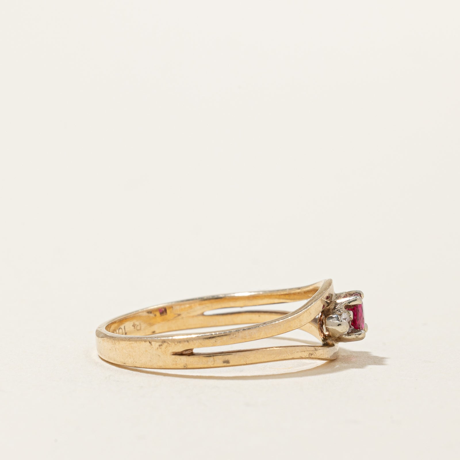 Ruby & Diamond Split Shank Ring | 0.15ct, 0.03ctw | SZ 6 |