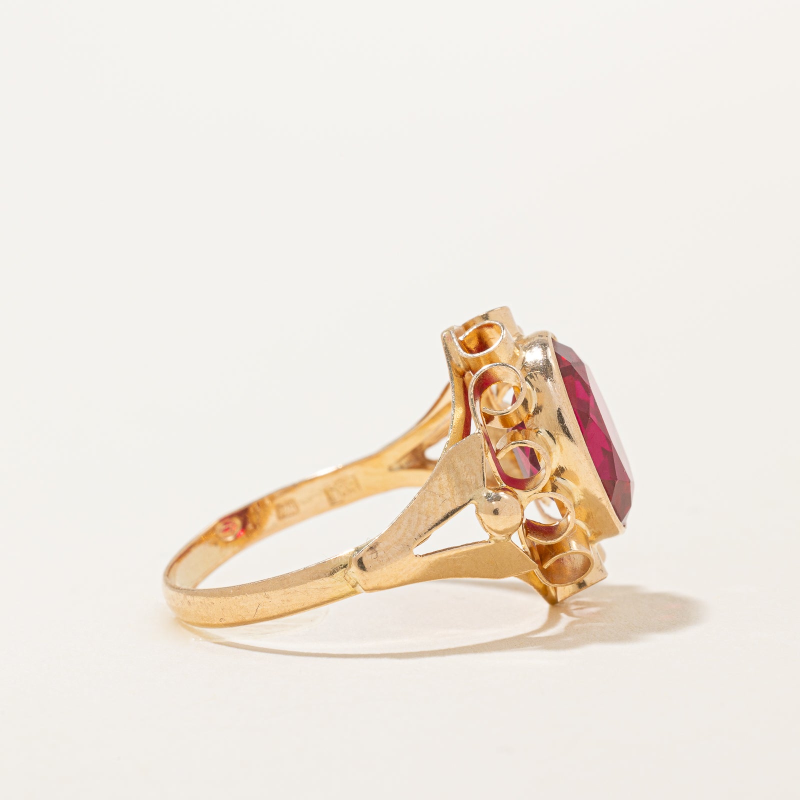 Oval Cut Synthetic Ruby Cocktail Ring | 3.60ct | SZ 7.25 |