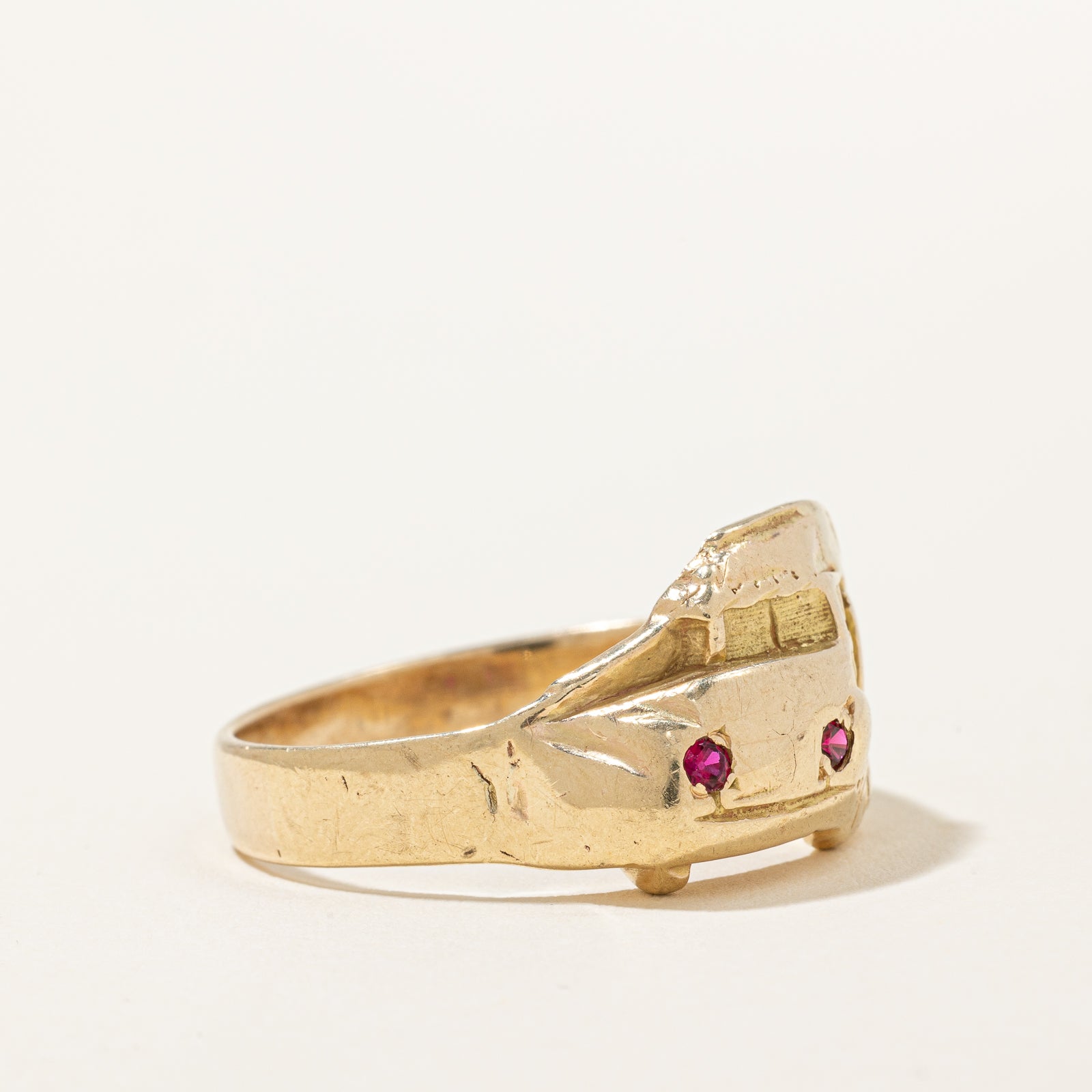 Bague en rubis synthétique sertie dans un camion | 0,07 ct | Taille 13 |