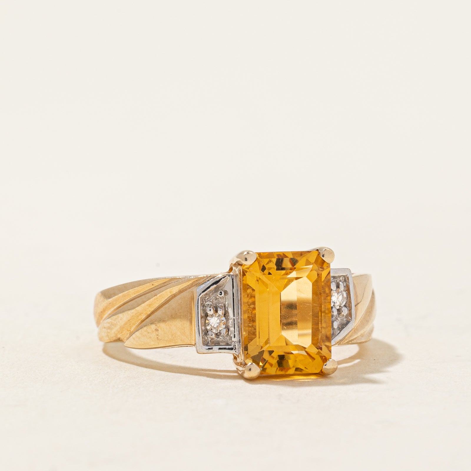 Mandarin Citrine & Diamond Ring | 1.70ct, 0.02ctw | SZ 6 |