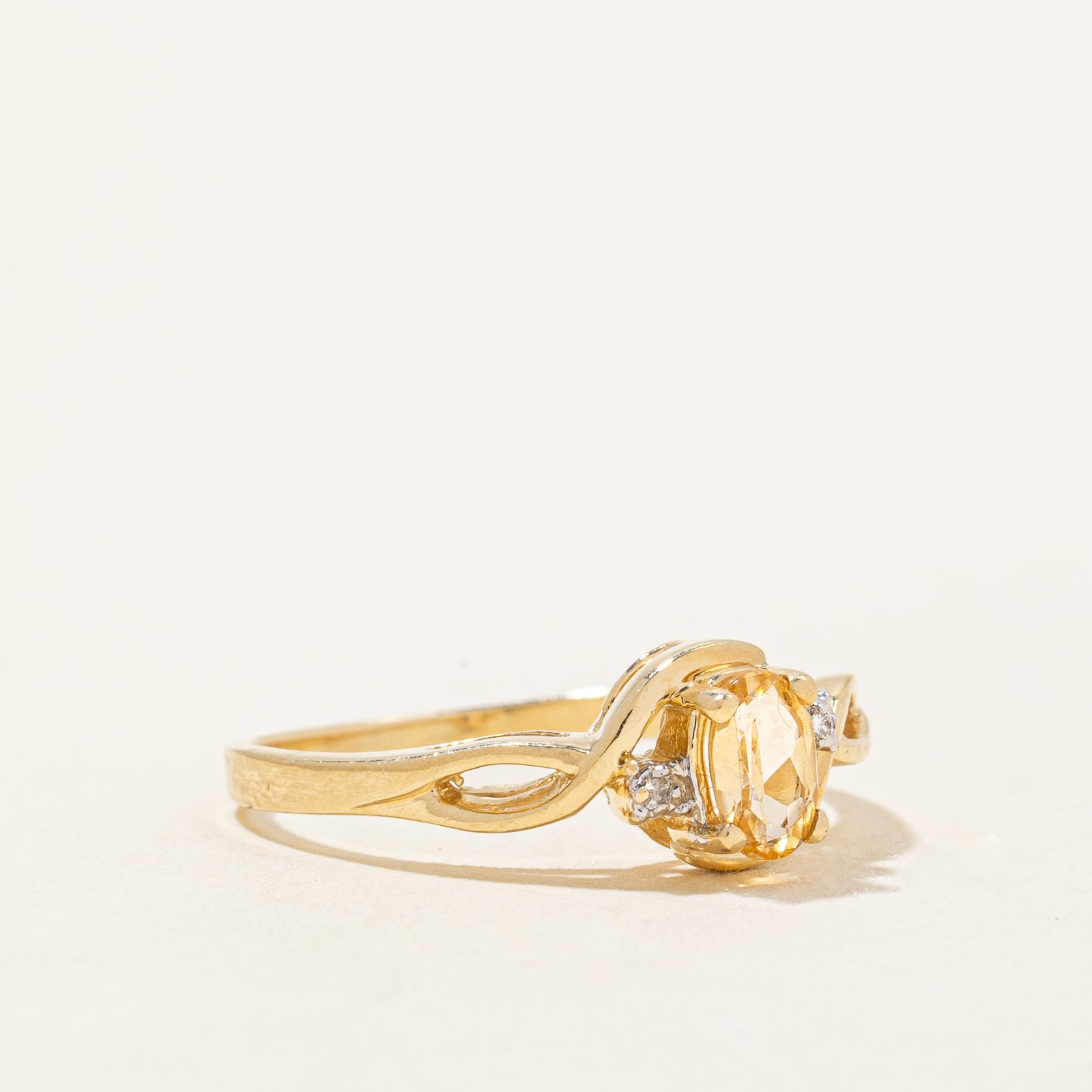 Yellow Topaz & Diamond Ring | 0.56ct, 0.01ctw | SZ 8 |