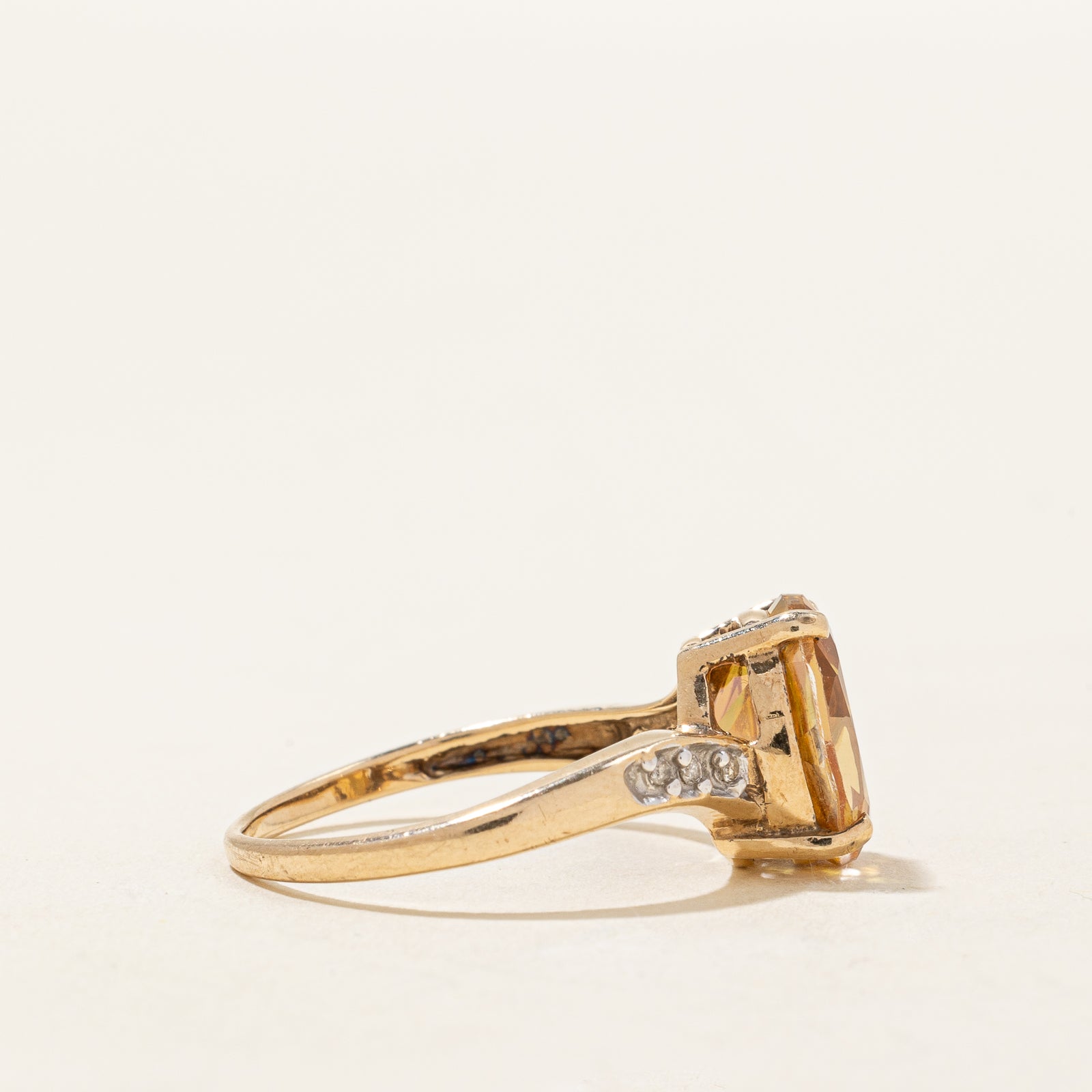 Bague Mystic Topaz & Diamond Bypass | 3,00 ct, 0,03 ct au total | Taille 6,5 |