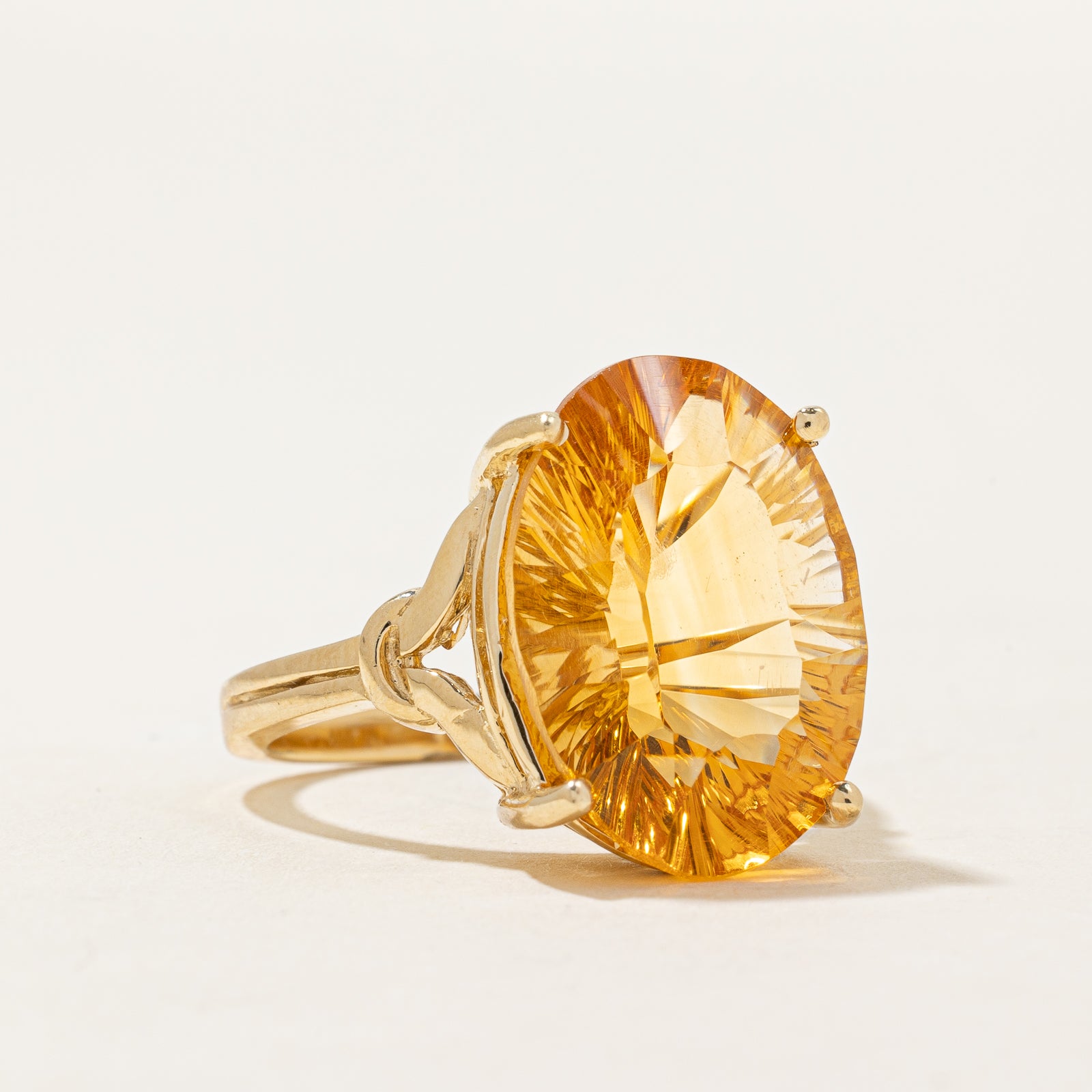 Bague cocktail en citrine | 12,00 ct | Taille 8 |
