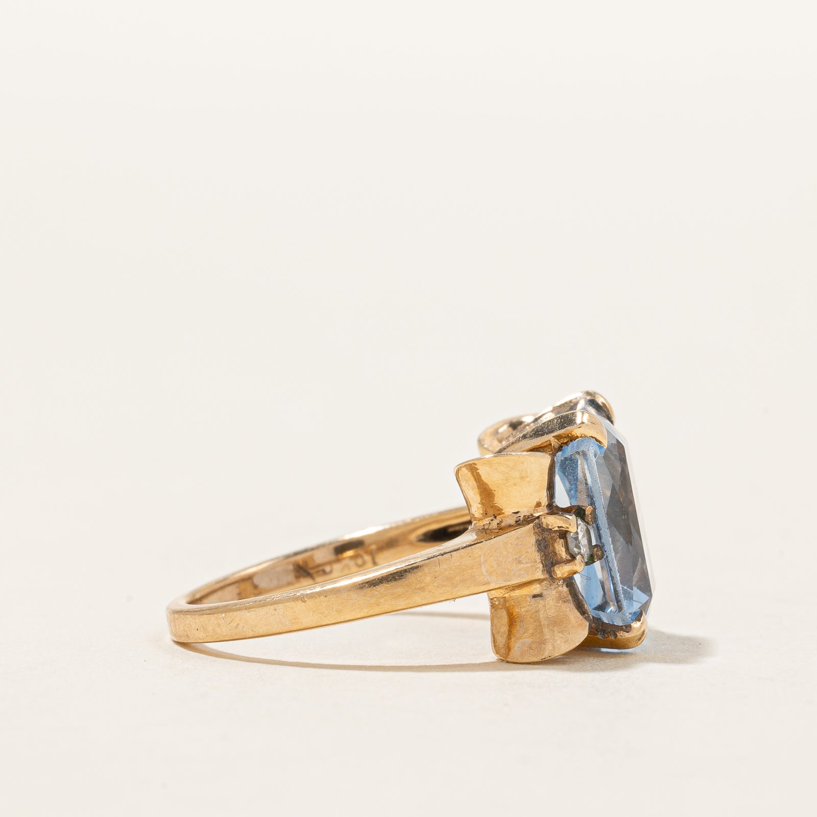 Synthetic Spinel & Diamond Cocktail Ring | 4.25ct, 0.06ctw | SZ 3.75 |