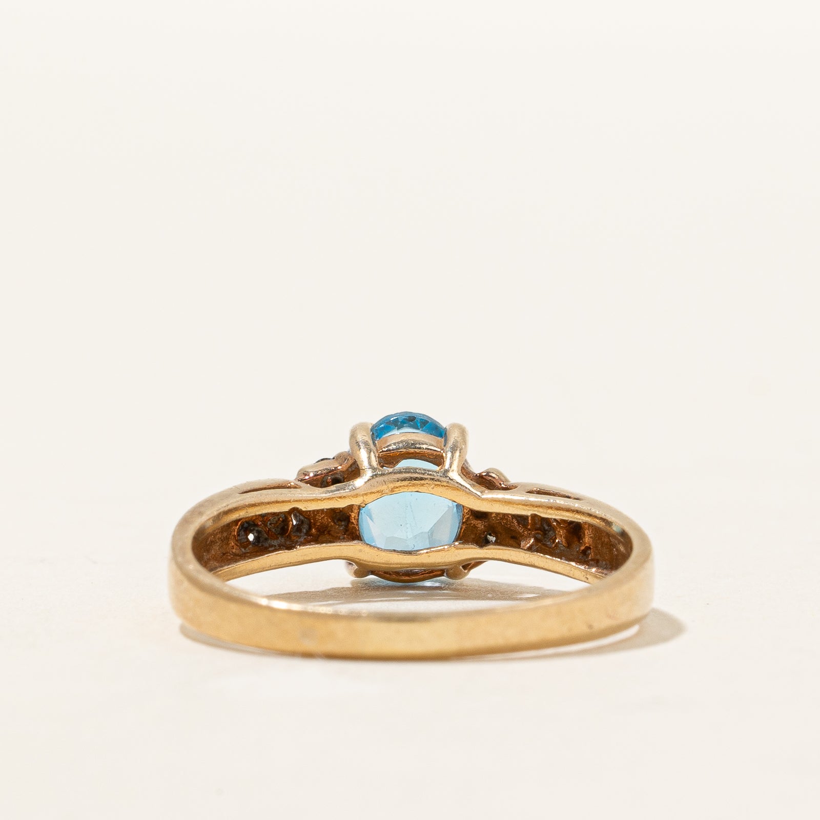 Blue Topaz & Diamond Ring | 0.82ct, 0.02ctw | SZ 7.25 |
