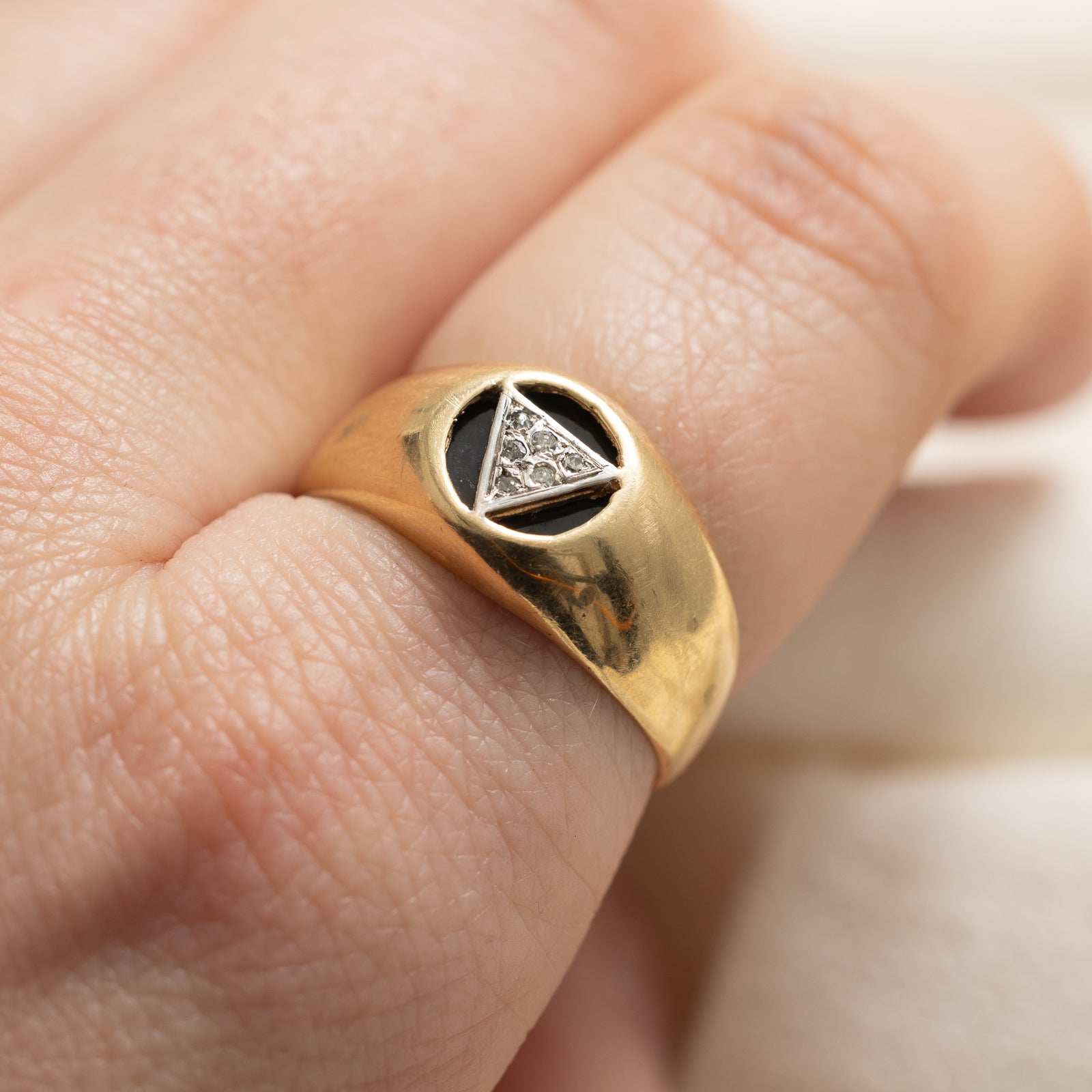Onyx & Diamond Signet Ring | 1.00ct | 0.03ctw | SZ 8