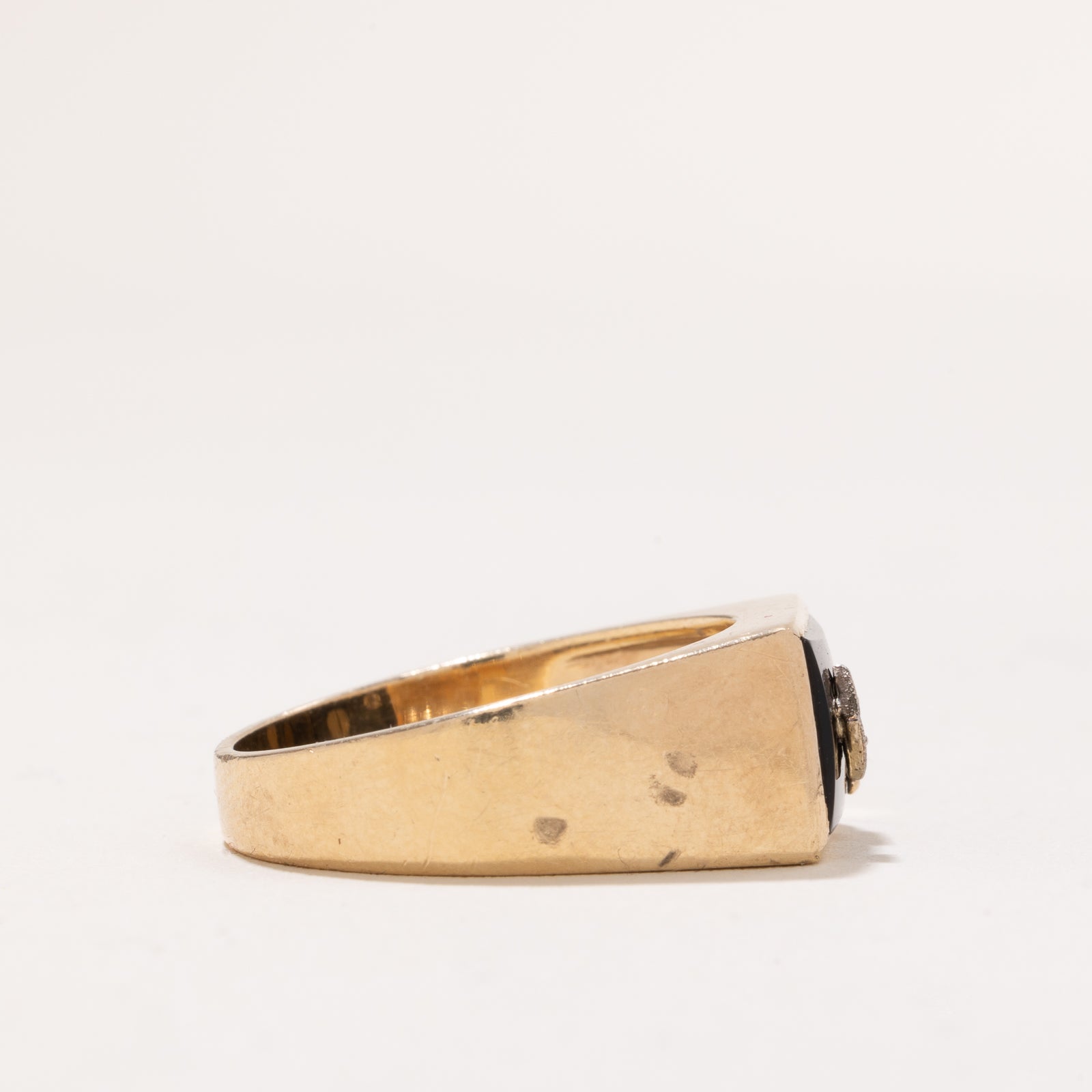 Onyx & Diamond 'P' Initial Signet Ring | 3.30ct | 0.01ct | SZ 11.75