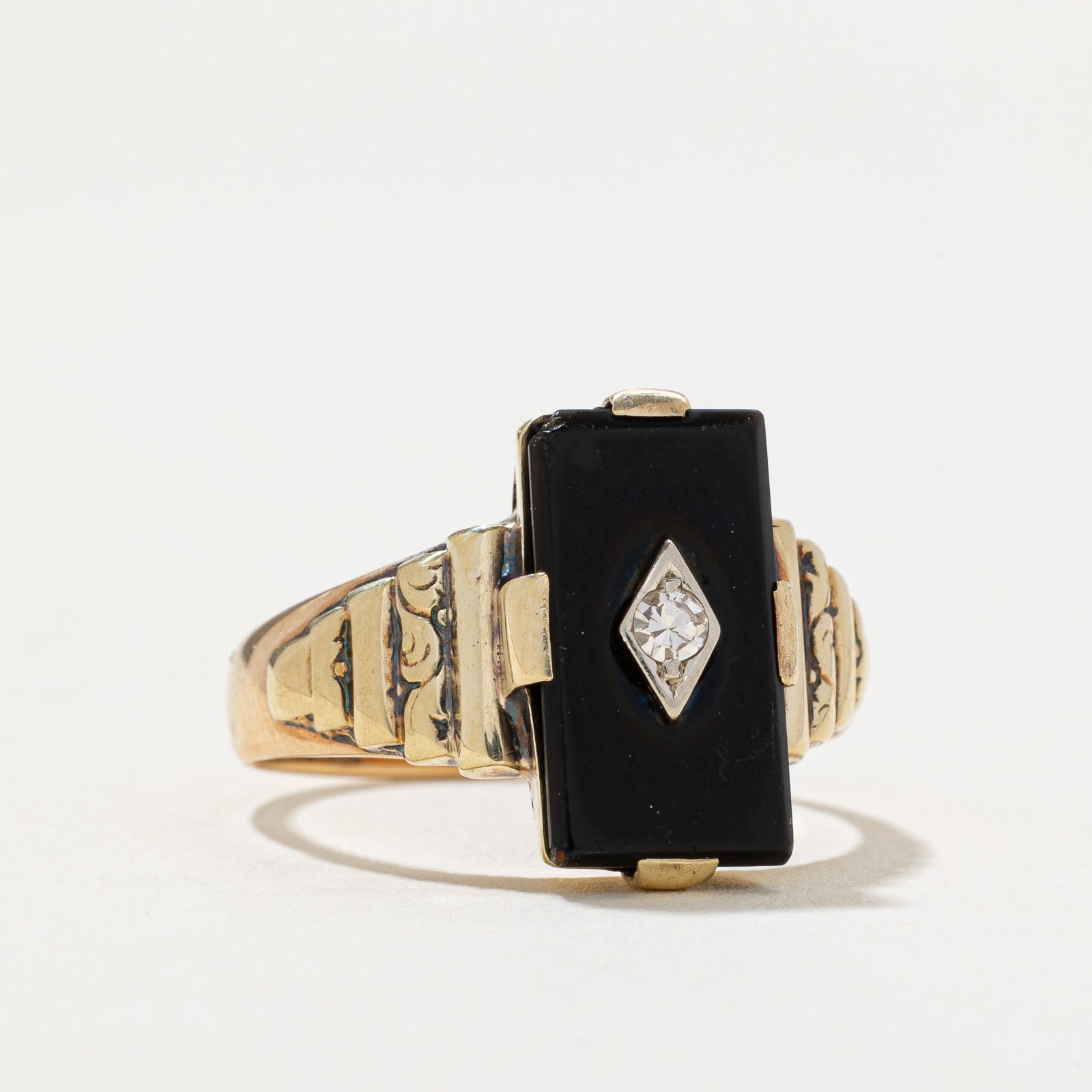 Onyx & Diamond Textured Ring | 2.50ct | 0.01ct | SZ 4.5