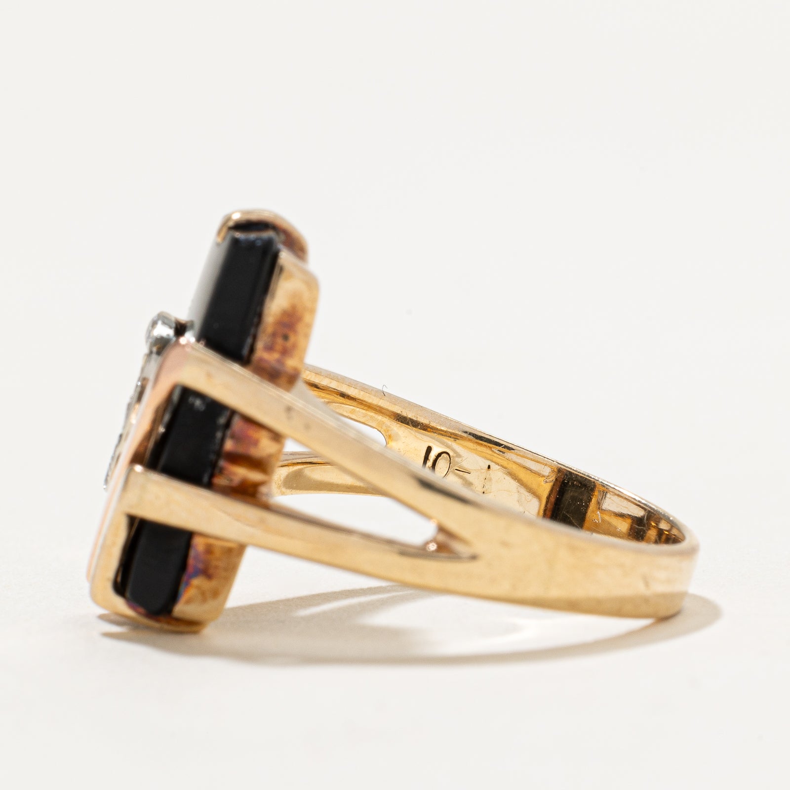 Onyx & Diamond Open Shank Ring | 3.00ct | 0.05ct | SZ 7.5