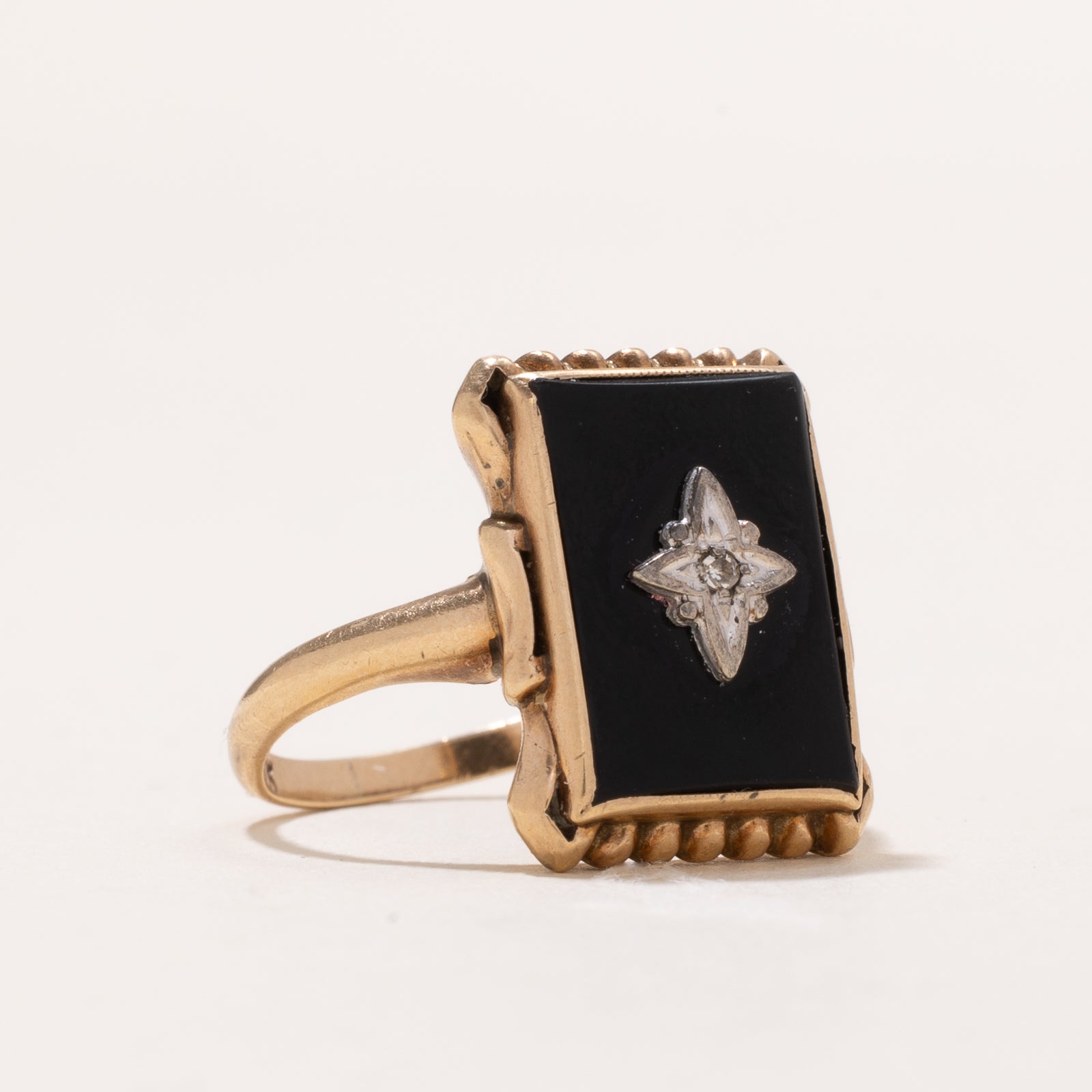 Vintage Onyx & Diamond Ring | 4.50ct | 0.01ct | SZ 6.5