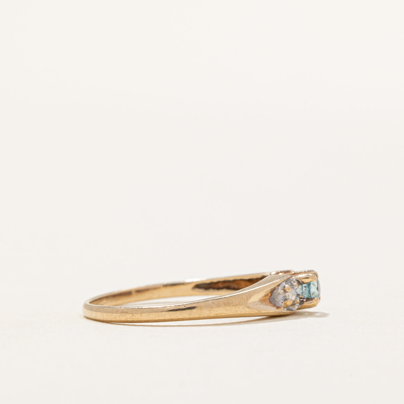 Blue Zircon Ring | 0.09ct | SZ 5.75 |