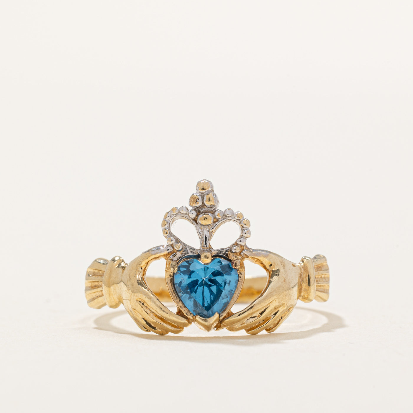 Bague Claddagh en spinelle synthétique en forme de cœur | 0,44 ct | Taille 6,25 |